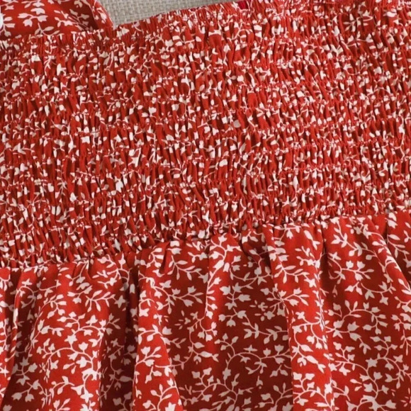 Red and White Boho Womens Ditsy Floral Self-Tie Cami Peplum Top - Picture 5 of 5